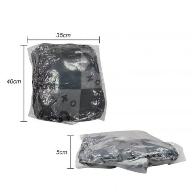 A black unisex wearable blanket in a clear packaging, measuring 35cm x 40cm x 5cm, with an absorbent lining.