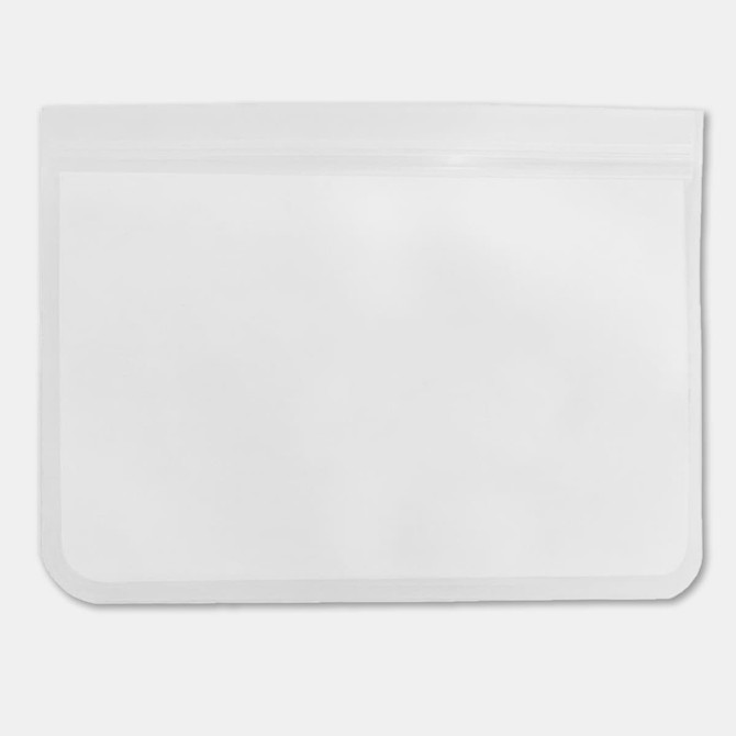 A clear PEVA reusable food storage bag with a zip closure, measuring 26 cm x 20 cm.