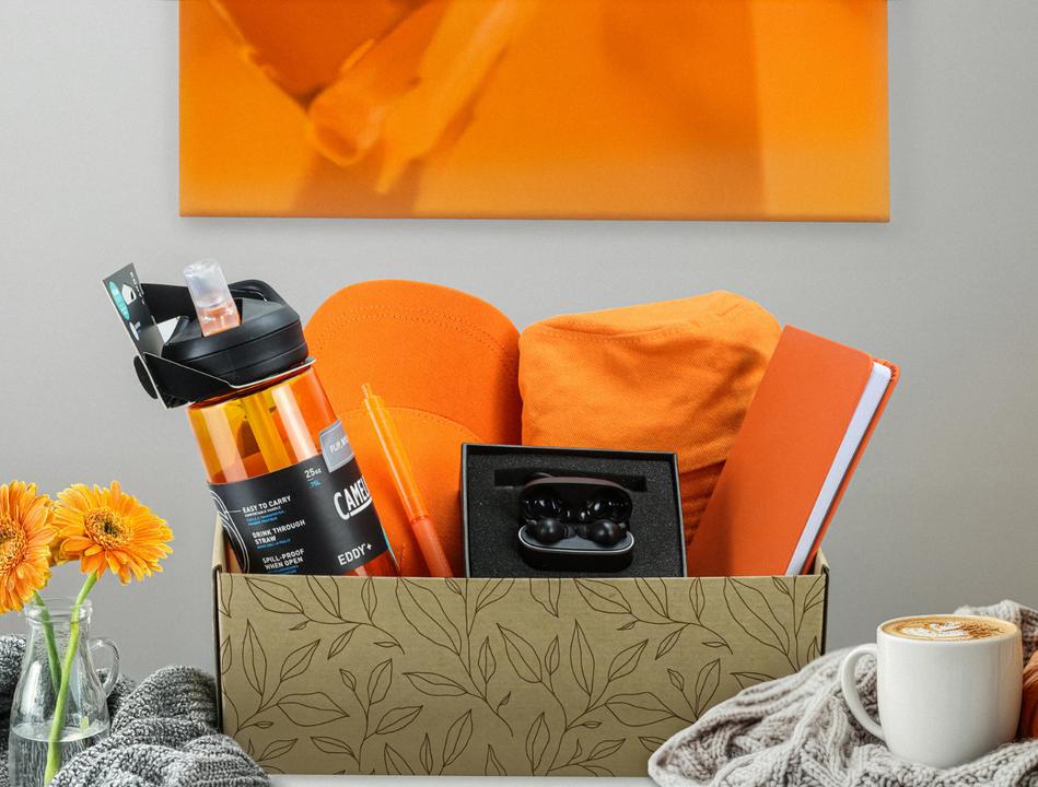Branded Corporate Gift Ideas for Christmas & End-of-Year Staff Present