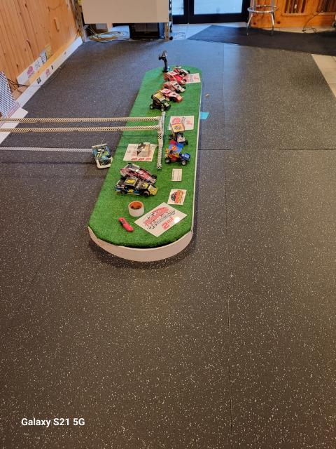 redzone-rc-speedway-indoor-track.jpg