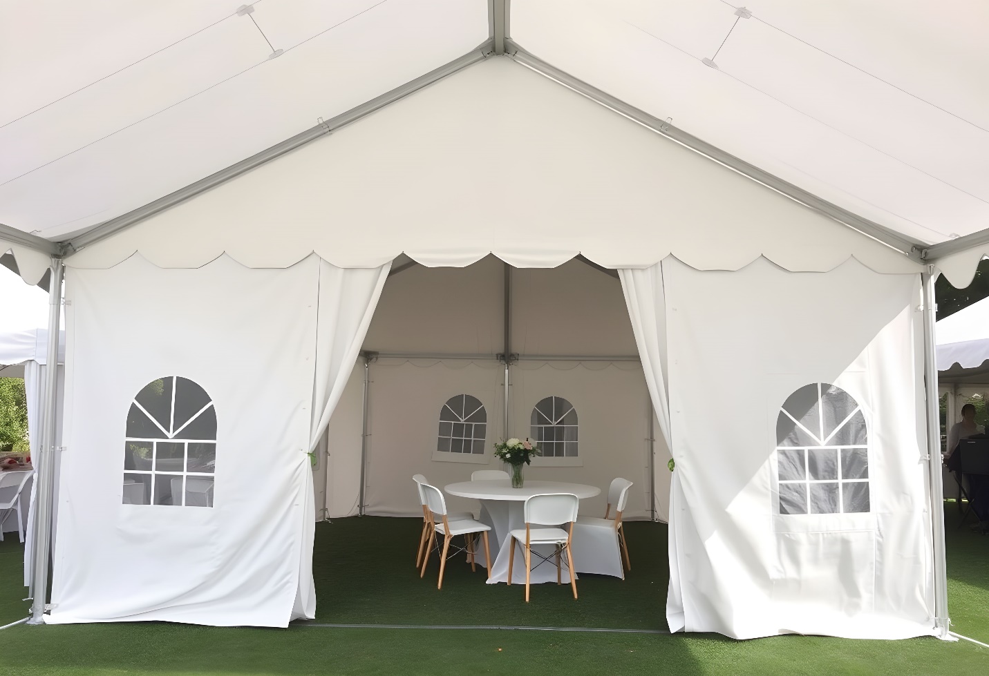 Canopy Tent Buying Guide: How to Choose the Best One for Your Event