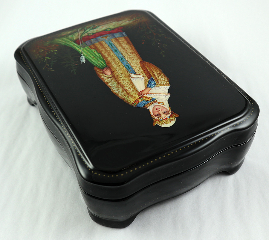Frog-Princess (Vasilisa) | Fedoskino Lacquer Box