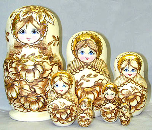 Traditional Floral 7 Nest | Traditional Matryoshka Nesting Doll