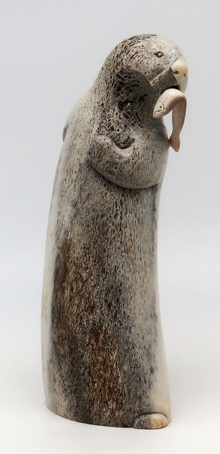 Standing Otter with a Fish by Eugene Romanenko | Whalebone Carving