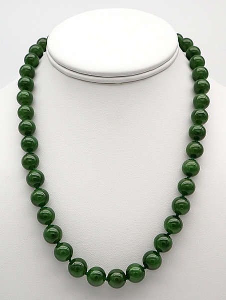 Green Jade Bead Necklace