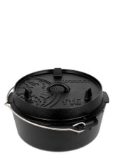 Petromax Dutch Oven FT6-T – 5.5 L flat-base cast-iron pot with raised-edge lid, shown on a white background.