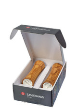 Zassenhaus Frankfurt Mill Set – olive wood salt and pepper mills, 18 cm tall, shown on a white background in gift box. Zassenhaus Frankfurt Mill Set – olive wood salt and pepper mills, 18 cm tall, shown on a white background in gift box.