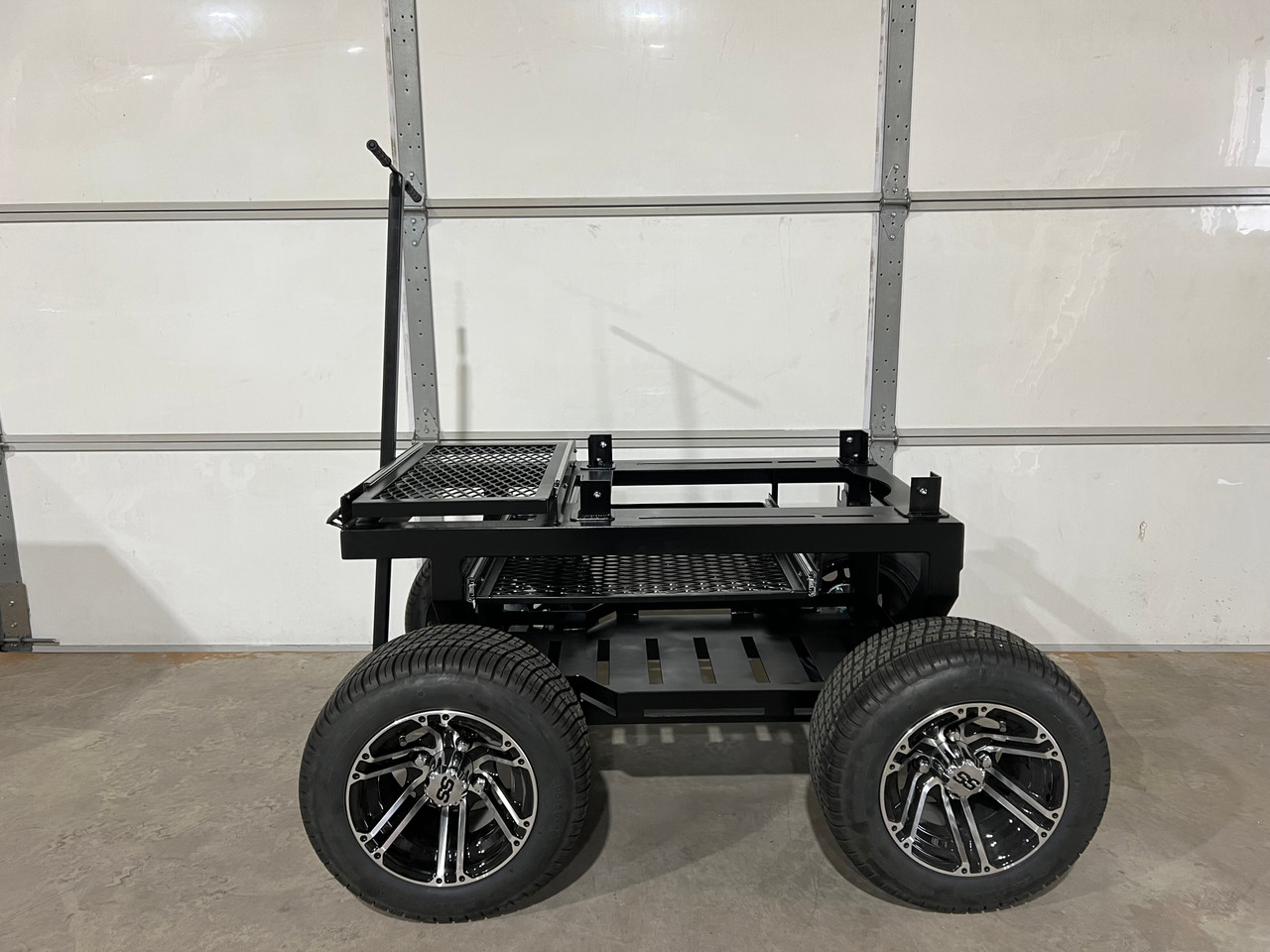 The  BBQ Trail Wagon Accessory for Yoder 480 or 640