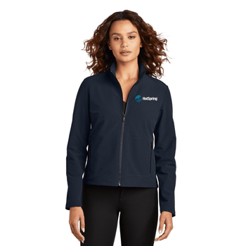 Model wearing Night Navy Color Mercer+Mettle® Women’s Stretch Soft Shell Jacket