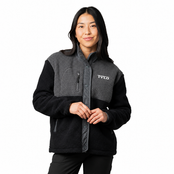Model wearing Jet Gray/Black Warm Up Colorblock Fleece Jacket with white background