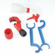 F0138 1-1/2 inch Fastpipe Tool Kit, -2 F4020 Spanner, F0140 Cutter, F0141 Deburr Tool, Spray Bottle