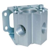 2 Way Outlet Manifold 3/4" x (3) 1/2" Female