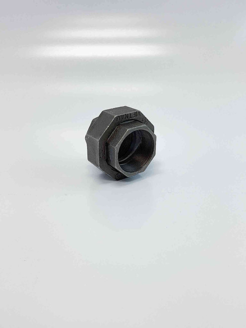 64Z4 Union Straight
