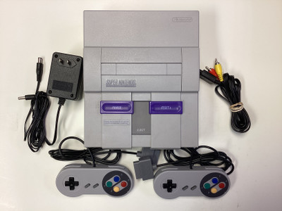 Super Nintendo SNES Console 2 BRAND NEW Controllers TESTED  VG