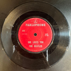 Beatles – She Loves You 7" Single Vinyl (Used)