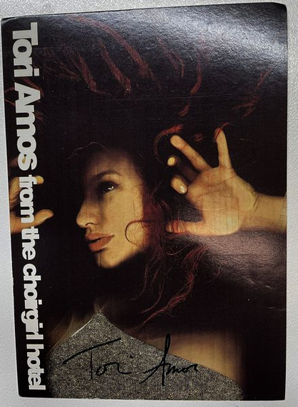 Tori Amos - Autograph