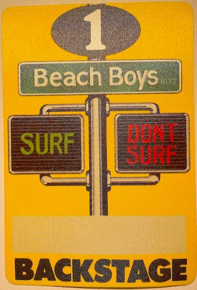 Beach Boys -  Backstage Pass TRAFFIC LIGHTS YELLOW