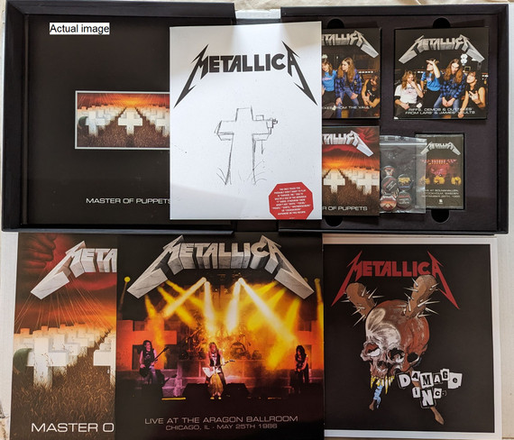 Metallica - Master Of Puppets Deluxe Numbered Edition 2LPs, 10CDs, 2 DVD, Cassette + Book (Used)