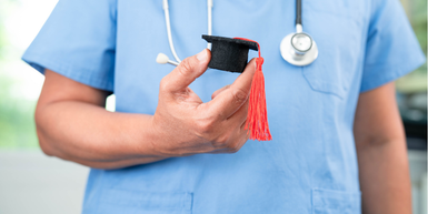 How to Choose the Right Nurses' Cap for Your School’s Pinning Ceremony?