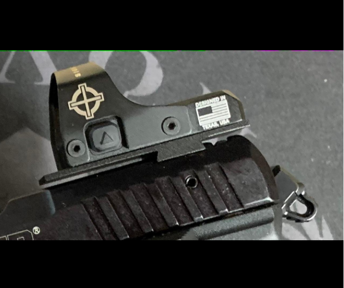 Ade Advanced Optics Delta RD3012 Red Dot Reflex Sight + Optic mounting