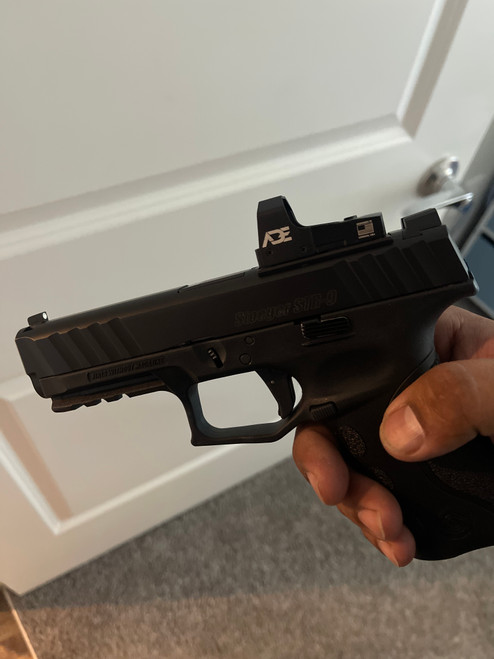 Ade RD3-006 Huracan Shake Awake GREEN Dot + Optic Mounting Plate for SAR USA CM9 Pistol