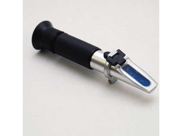 Most Accurate 45-82% Brix Refractometer. High Measuring Range!