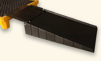 UltraTech Ramp - Polyethylene with 21" Steel Plate - 0678