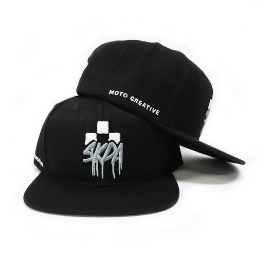 PODIUM Flat Brim Hat - Black