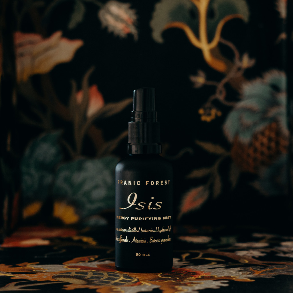 Isis  purifying mist