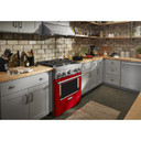 Kitchenaid® Cuisinière commerciale intelligente bicombustible avec 4 brûleurs - 30 po KFDC500JPA