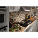 Kitchenaid® Table de cuisson électrique avec 5 éléments et boutons de commande - 36 po KCES556HBL