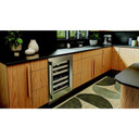 Kitchenaid® Cellier sous le comptoir avec porte-bouteilles à devant en bois à pleine extension - 24 po KUWR524SPS
