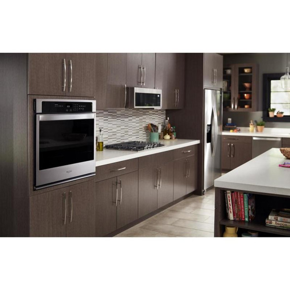 Whirlpool® Four à micro-ondes à hotte intégrée à profil bas - 900 watts - 1.1 pi cu YWML55011HS