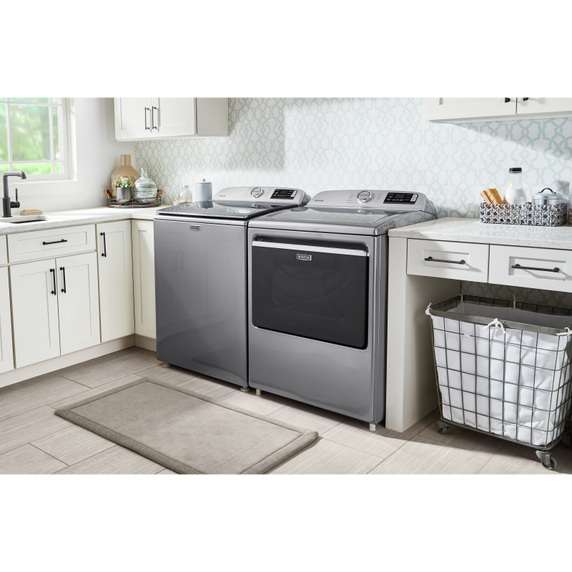 Maytag® Sécheuse intelligente électrique à chargement vertical et bouton Extra Power - 7.4 pi cu YMED6230HC