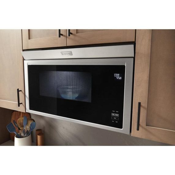 Maytag® Four à micro-ondes à hotte intégrée affleurant YMMMF6030PZ