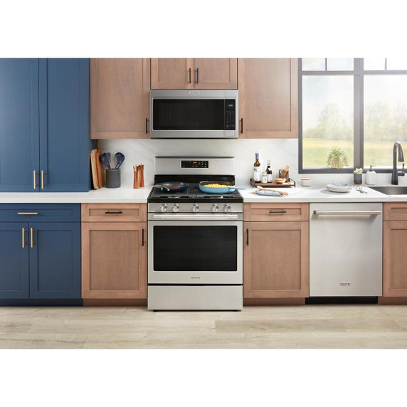 Maytag® Four à micro-ondes à hotte intégrée avec revêtement intérieur antiadhésif - 1.7 pi cu YMMMS4230PZ Maytag® Four à micro-ondes à hotte intégrée avec revêtement intérieur antiadhésif - 1.7 pi cu YMMMS4230PZ