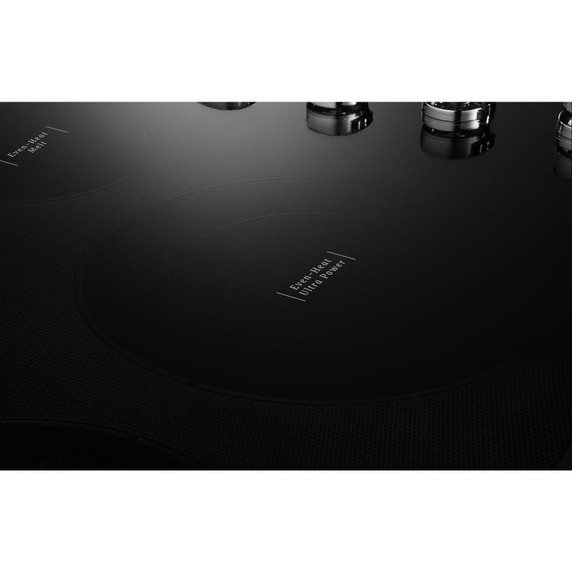 Kitchenaid® Table de cuisson électrique avec 5 éléments et boutons de commande - 30 po KCES550HBL
