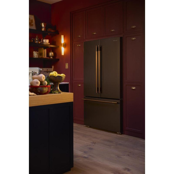 Kitchenaid® Réfrigérateur à portes françaises et profondeur de comptoir avec distributeur intérieur - 24 pi cu et 26 po KRFC236SBE