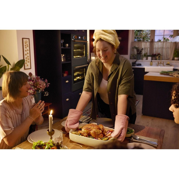 Kitchenaid® Réfrigérateur à portes françaises et profondeur de comptoir avec distributeur intérieur - 24 pi cu et 26 po KRFC236SBE