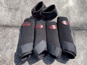 CM SureStep Splint Boots and Bell Boots Full Set CM SureStep Splint Boots and Bell Boots Full Set