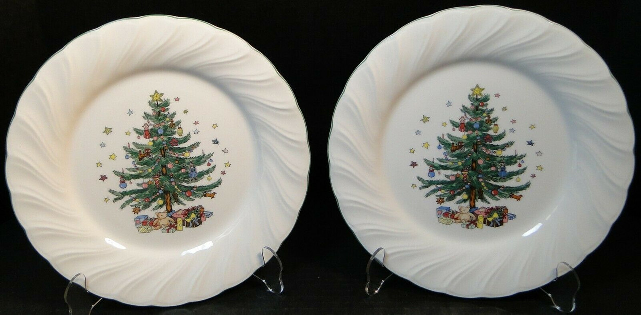 Nikko Happy Holidays Dinner Plates 10 3/4