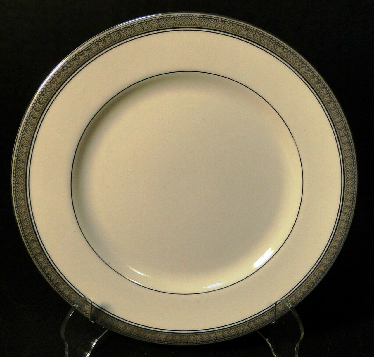 Mikasa Palatial Platinum Salad Plate 1/4