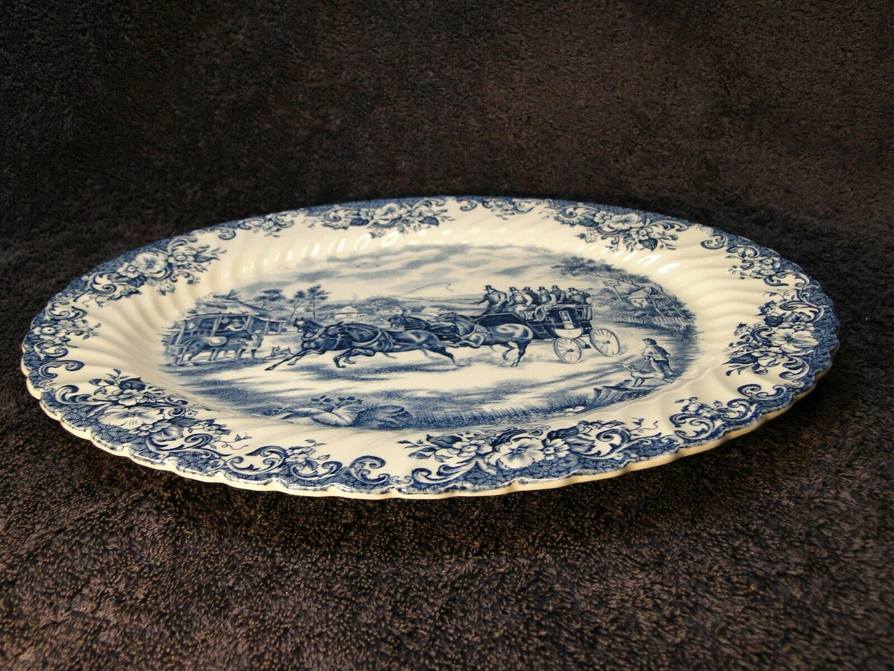 Johnson Bros Coaching Scenes Oval Serving Platter 13 3/4
