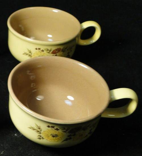 Set of 2 Vintage Taylor Smith & Taylor “T.S.T”  Reveille Rooster Pattern Soup Bowls