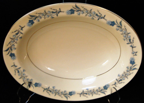 Theodore Haviland NY Clinton Oval Vegetable Serving Bowl 9 5/8 Flowers Excellent