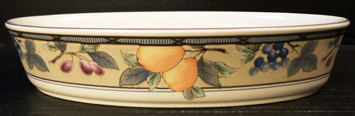 Mikasa Garden Harvest Oval Baker 10 3/8" CAC29 Casserole Intaglio Excellent