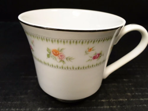 Abingdon China Tea Cup Fine Porcelain Japan Excellent
