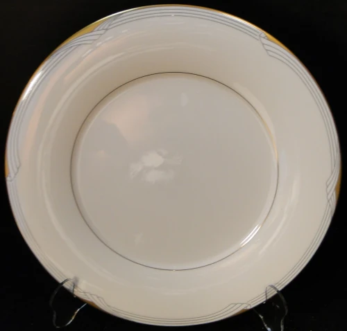 Noritake Golden Cove Dinner Plate 10 5/8" 7719 Gold Trim Excellent
