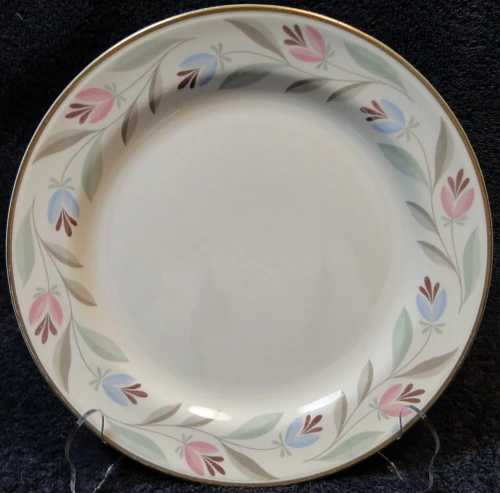 Homer Laughlin Eggshell Nautilus Nantucket Dinner Plate 10" Excellent