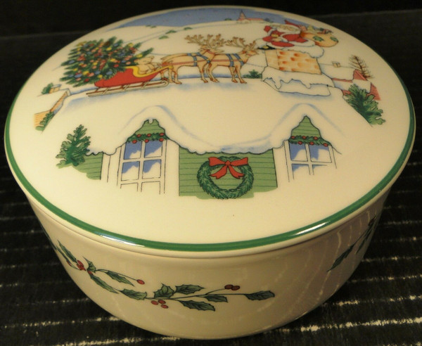 Nikko Happy Holidays Accent Bowl w/ Lid Round Box Christmas Tree Japan | DR Vintage Dinnerware Replacements